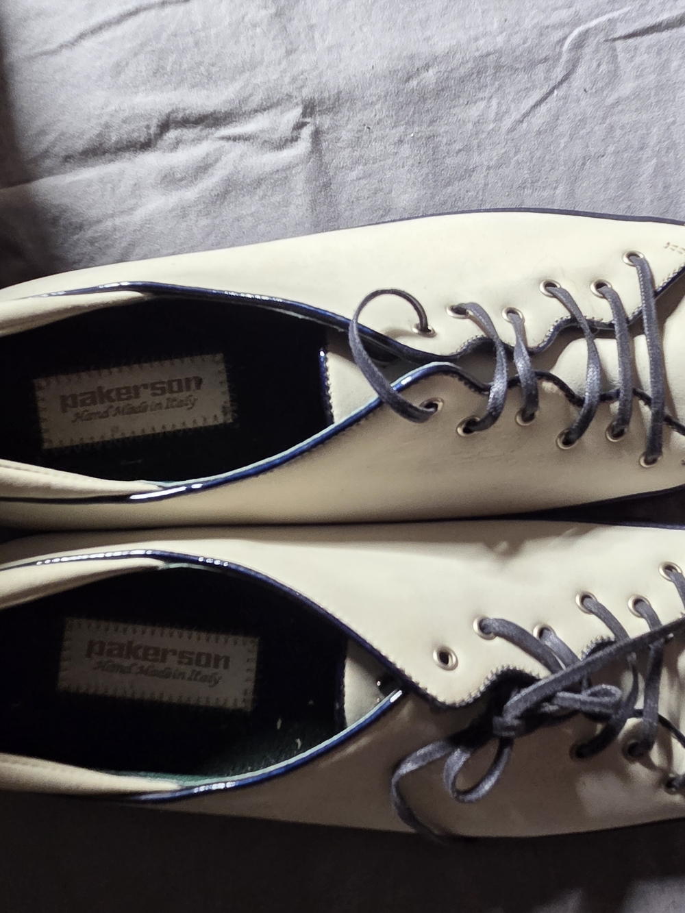 Cream Leather Lace-Up Shoes - Picture 6 of 8